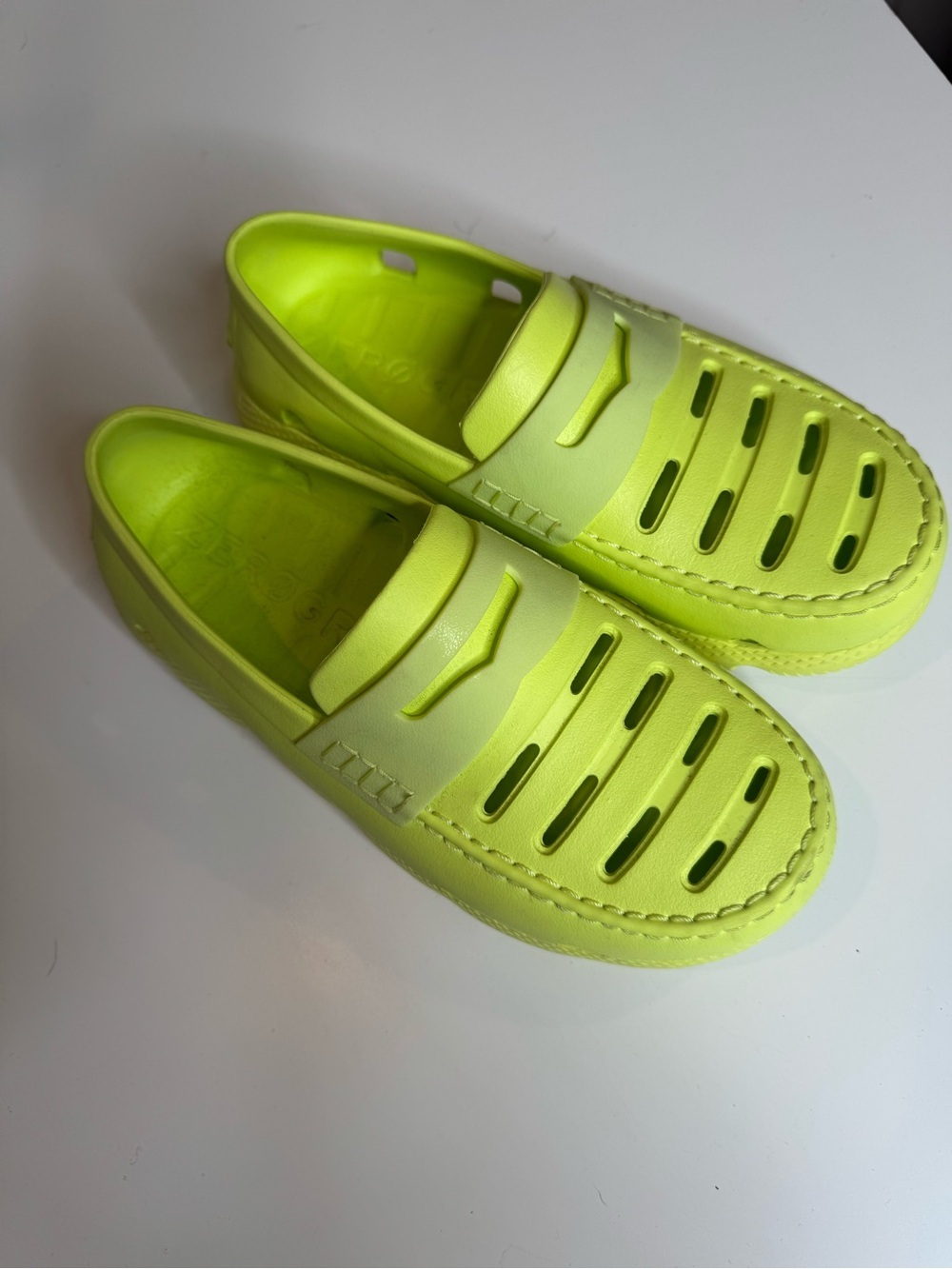 Cole Haan 4.Zerogrand All Day Shoes size 8 Sunny Lime Chunky Platform Loafer - Picture 3 of 8